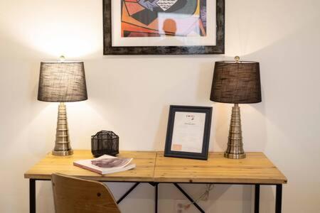 The O'Keeffe-2Nd Floor Boutique Hotel Suite 本顿维 外观 照片